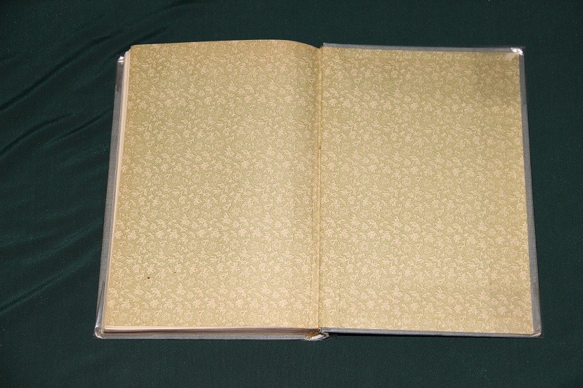 Антикварная книга "Полное собрание басен Крылова". 1911 г. (08)