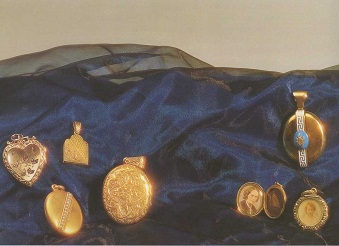 Антикварные медальоны